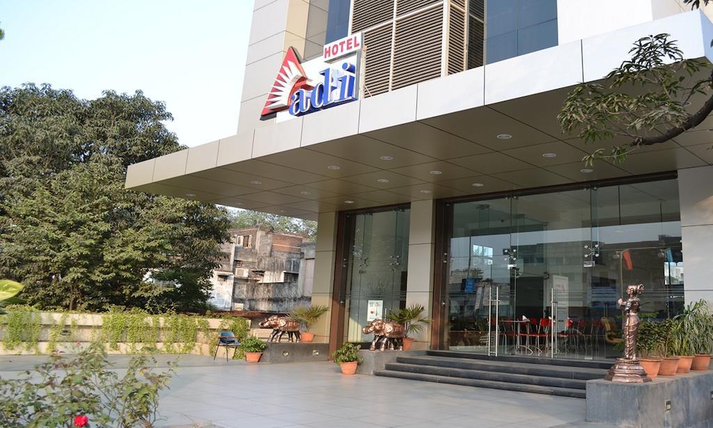 Hotel Adi Nagpur Exterior foto